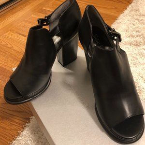 Robert Clergerie Women's Amam Open-Toe Bootie